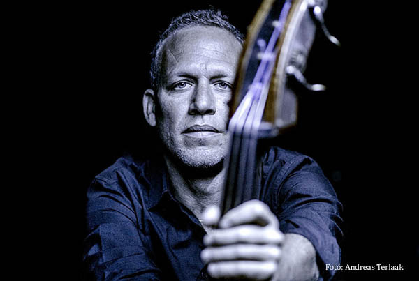 Avishai_Cohen