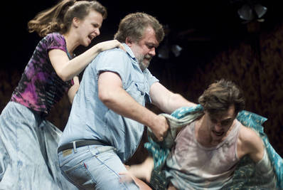 Pillantás a hídról Pillantás a hídról