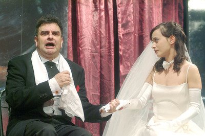 Őrült nász<br>avagy esküvő a lokálban